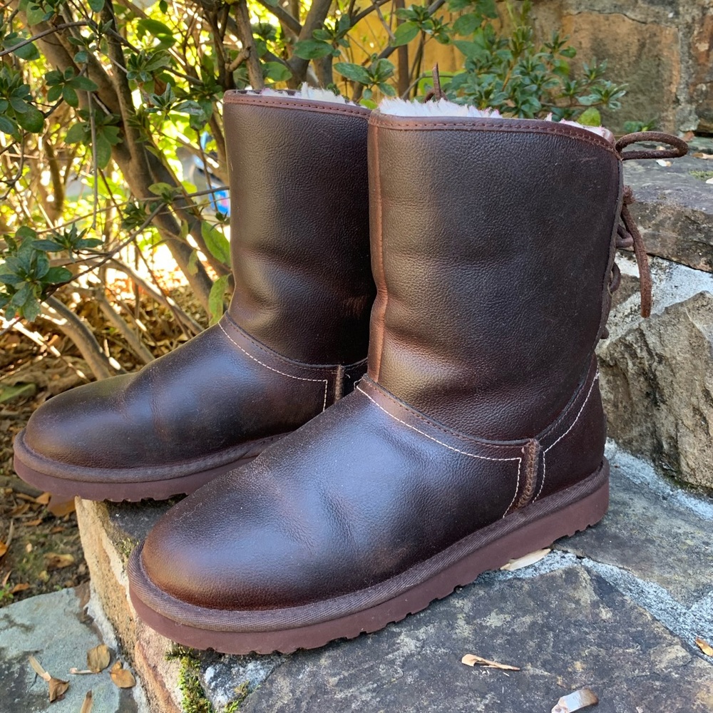 UGG Mariana Boots